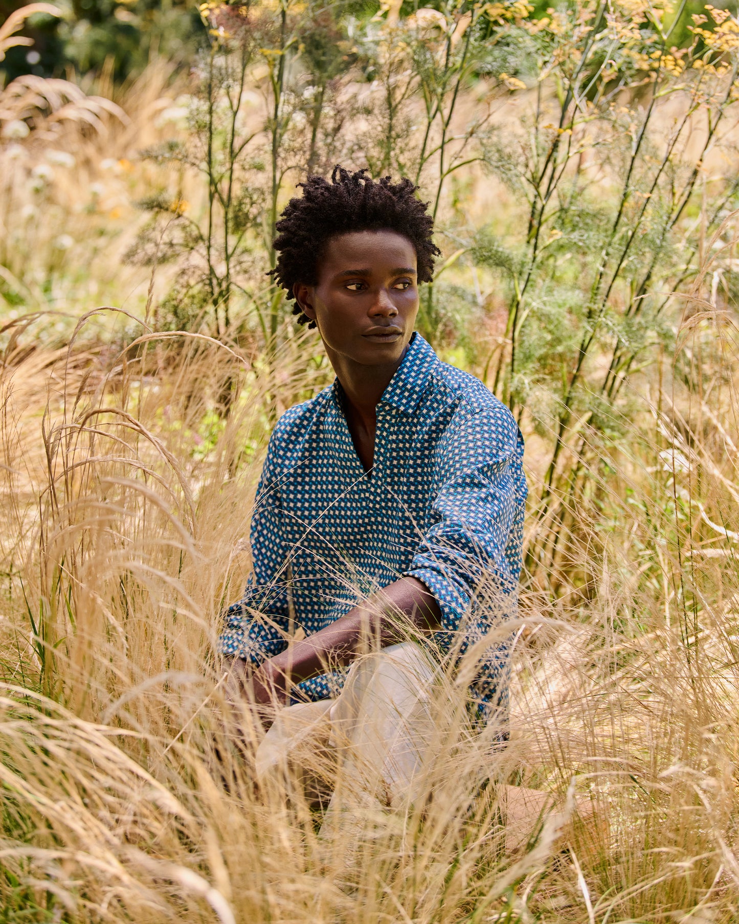 Ridley - Relaxed Fit Classic Collar Long-Sleeve Piscina Print Shirt in Catalina Blue