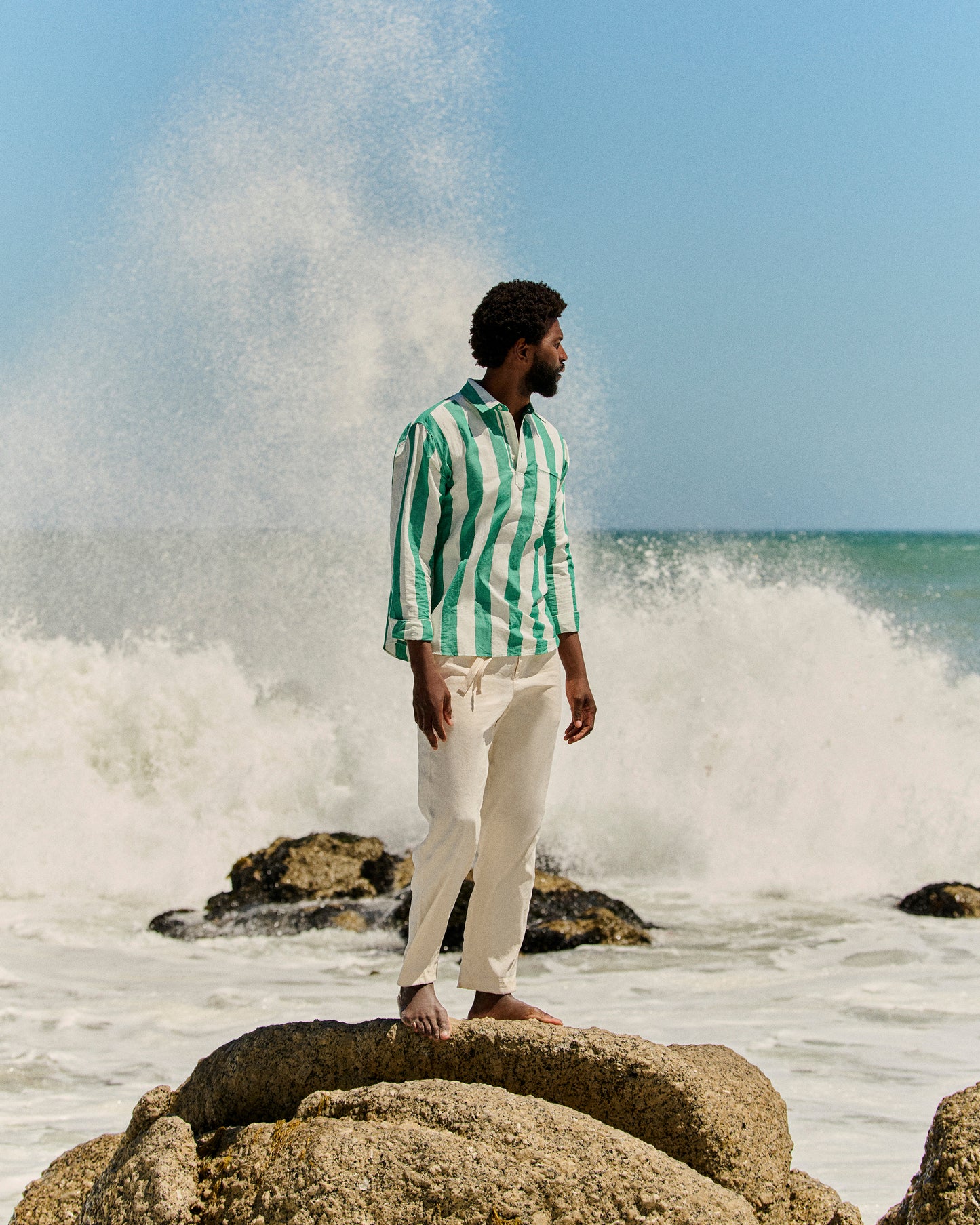 Shanklin Stripe - Striped Overhead Open Collar Linen Shirt Green/White Sand View
