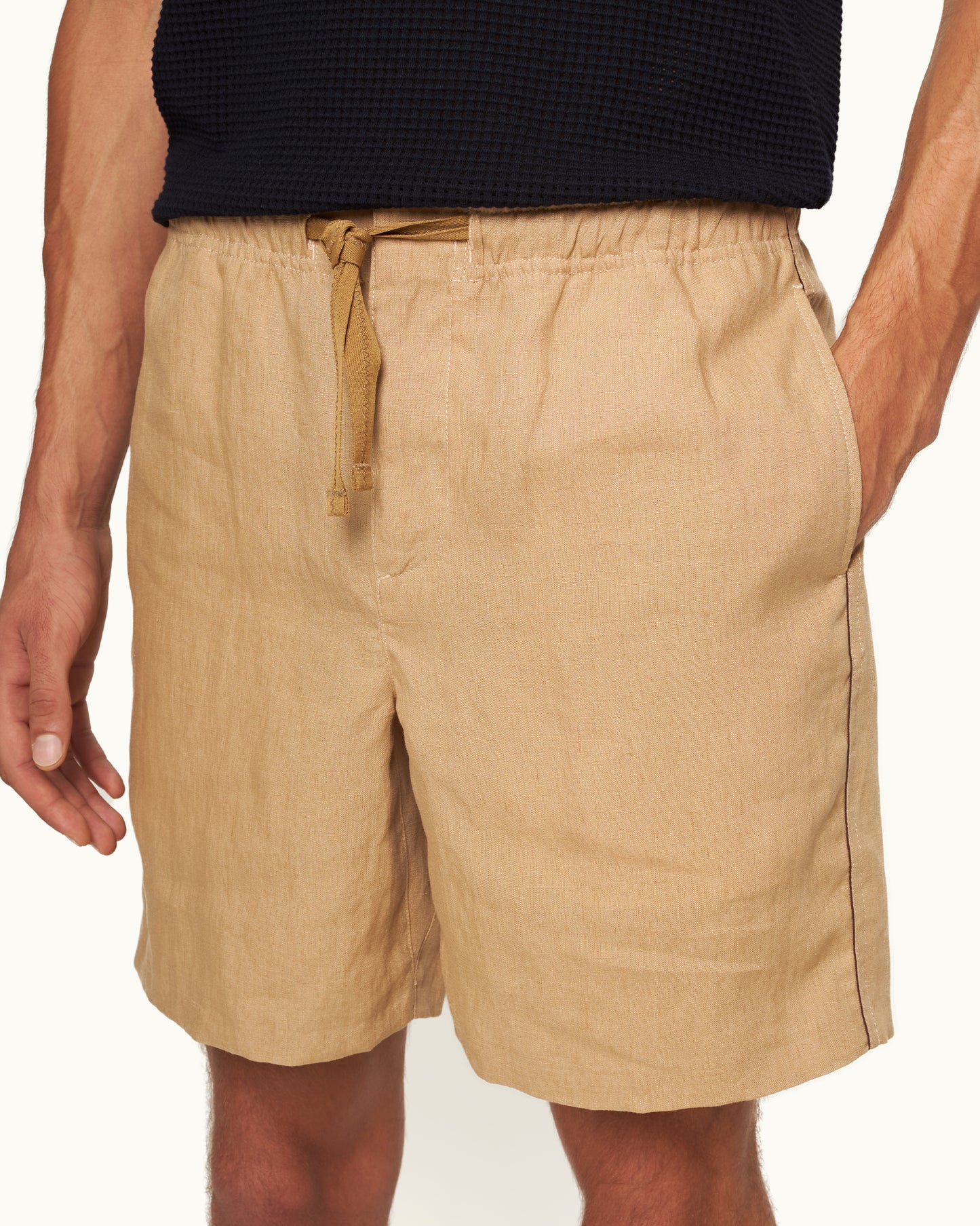 Alex Piping - Relaxed Fit Piping Seam Linen Drawcord Shorts in Biscuit/Damson Detail