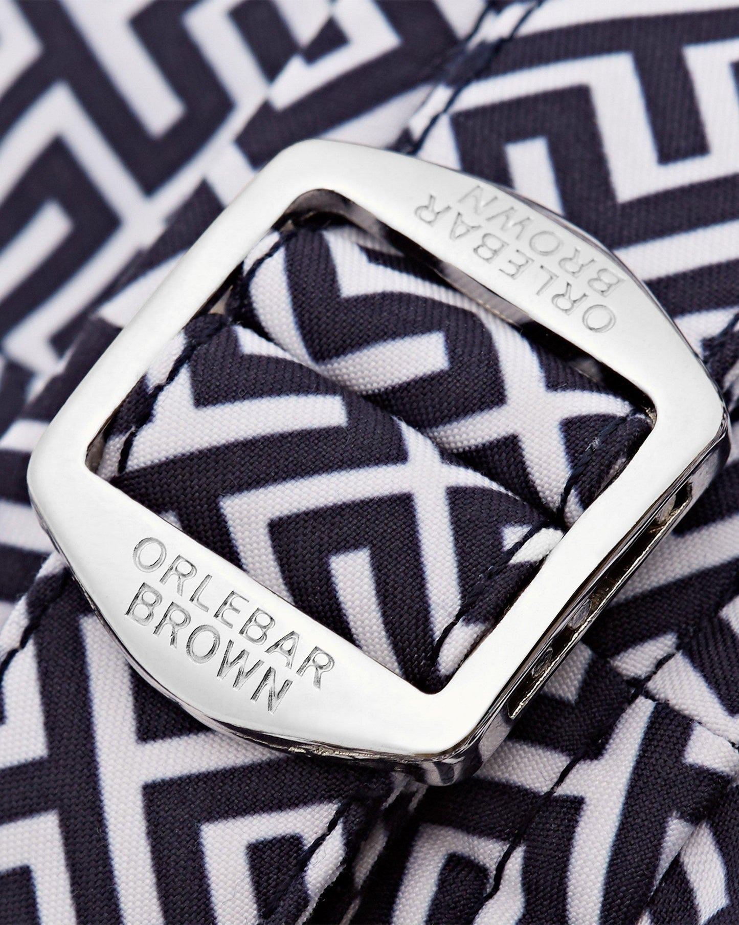 Bulldog - Mens Skydiver/Cloud Mid-Length Swim Shorts Buckle Detail View