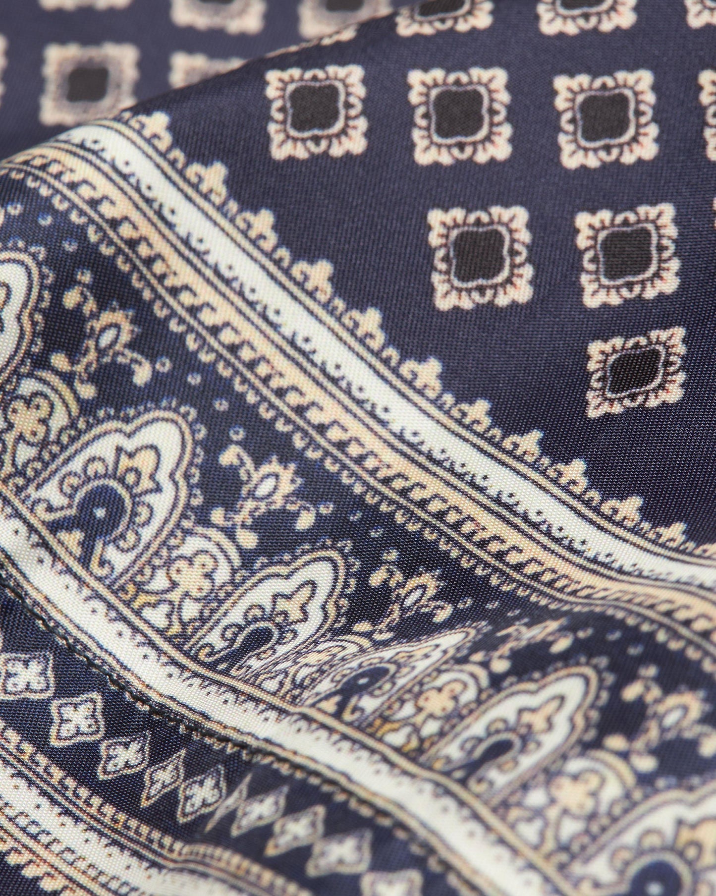 Dane - Night Iris Solmio Print Longer-Length Swim Shorts Detail Ott