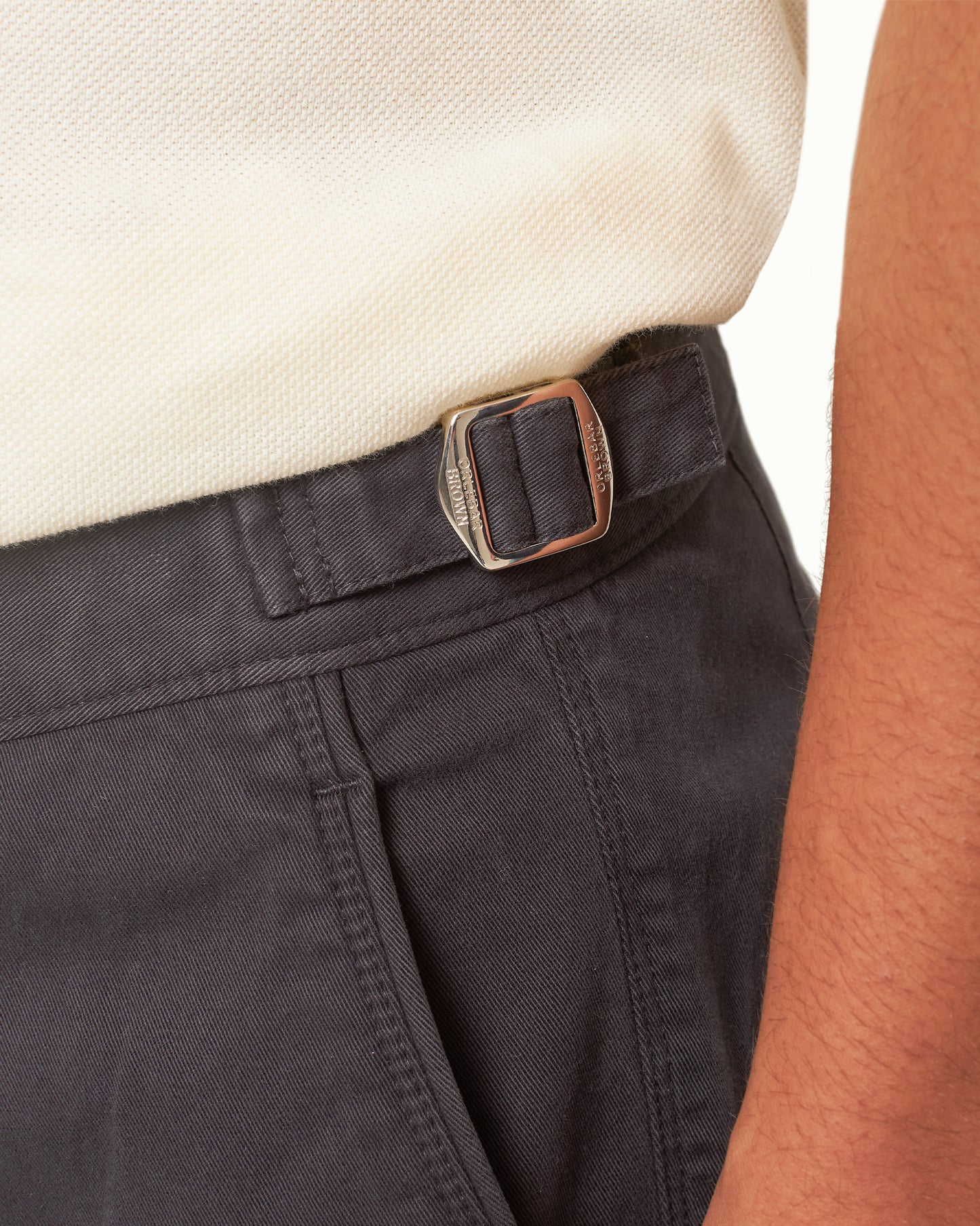 Fallon - Tailored Fit Stretch-Cotton Chinos in Volcano Ash Grey Detail 1