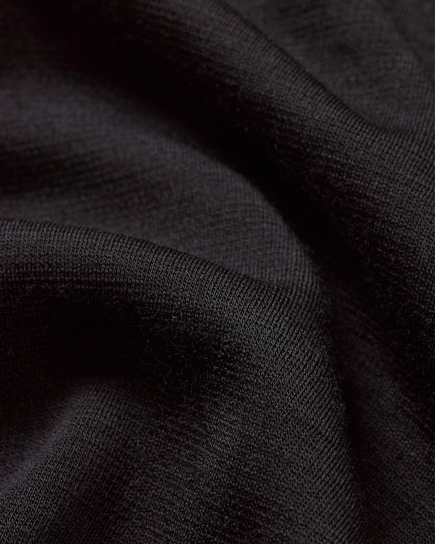 Isar Merino - Black Half-Zip Funnel Neck Merino Sweatshirt Detail Ott