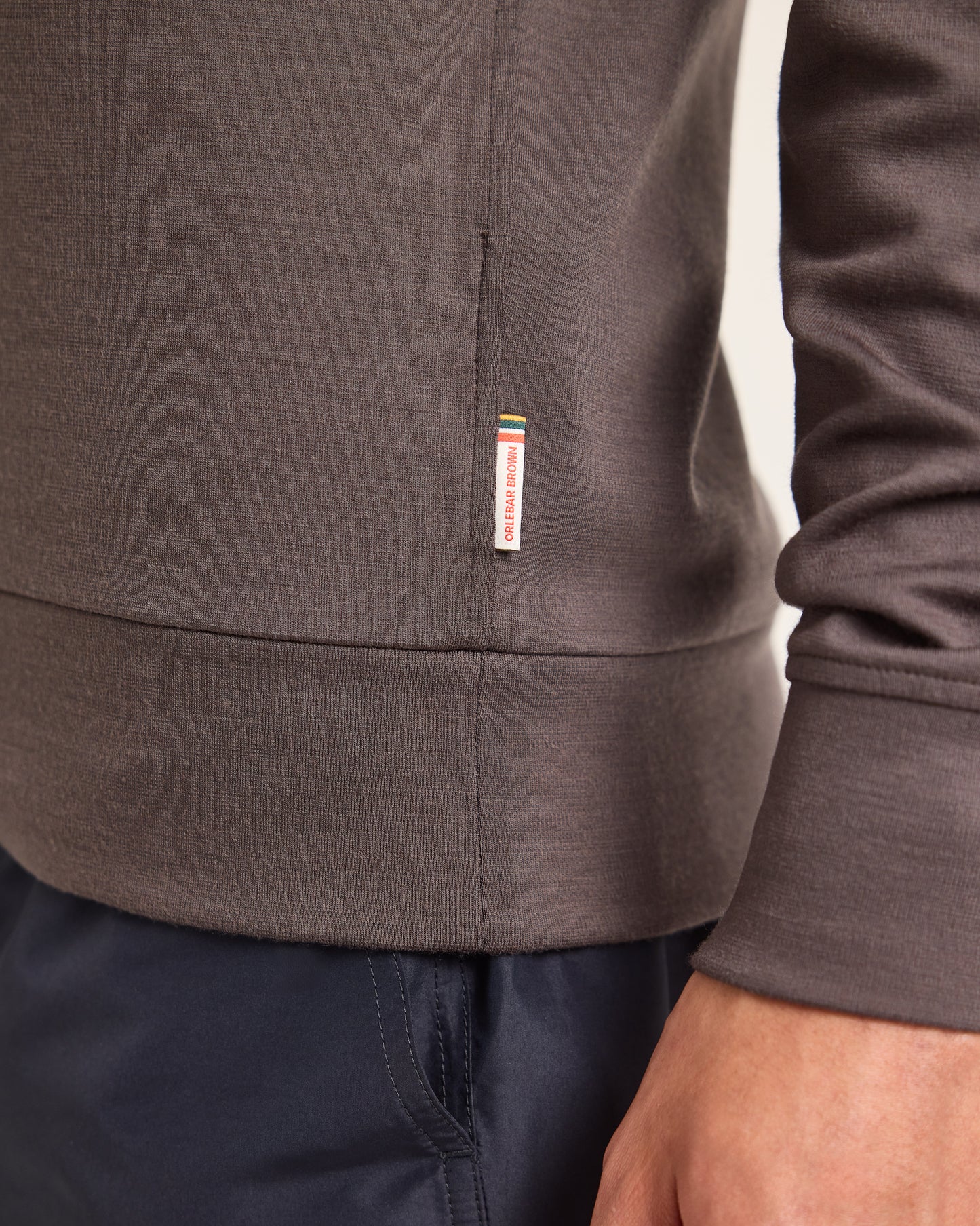 Isar Merino - Classic Fit Half-zip Merino Jersey Sweatshirt in Morel Brown Detail View