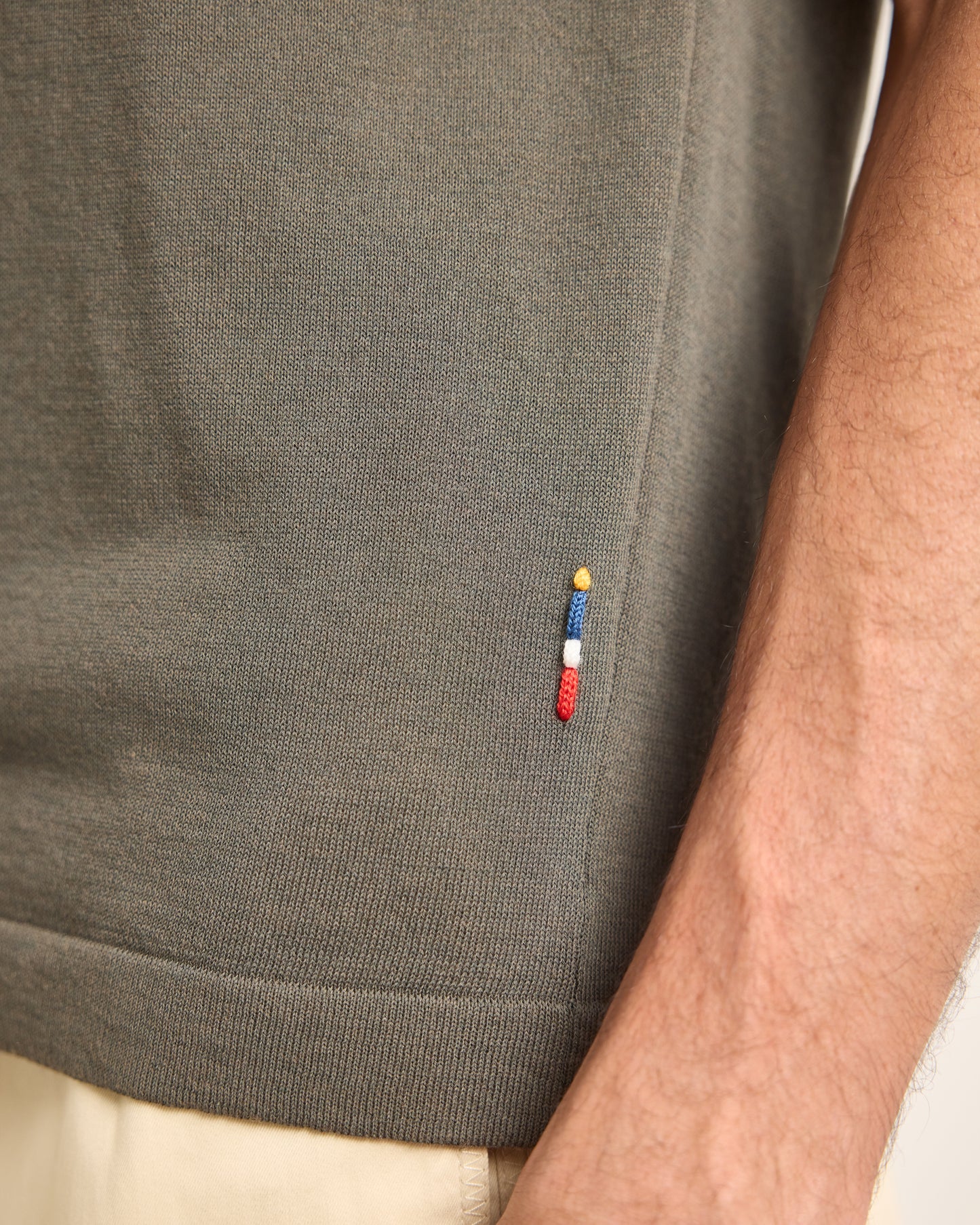 Keeling - Classic Fit Tipped Collar Cotton & Silk Knit Polo Shirt in Herbal Green/Cashew Detail View