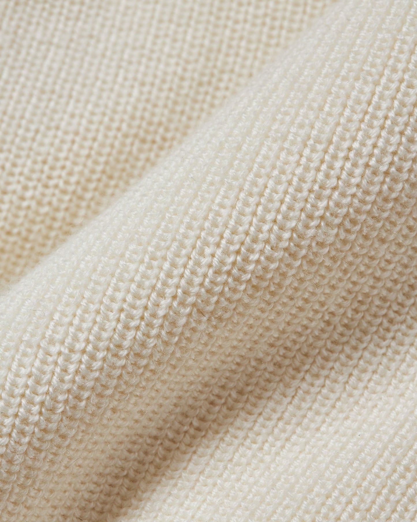 Lennard Rib - White Sand Classic Fit Half-Zip Ribbed Merino Jumper Detail Other