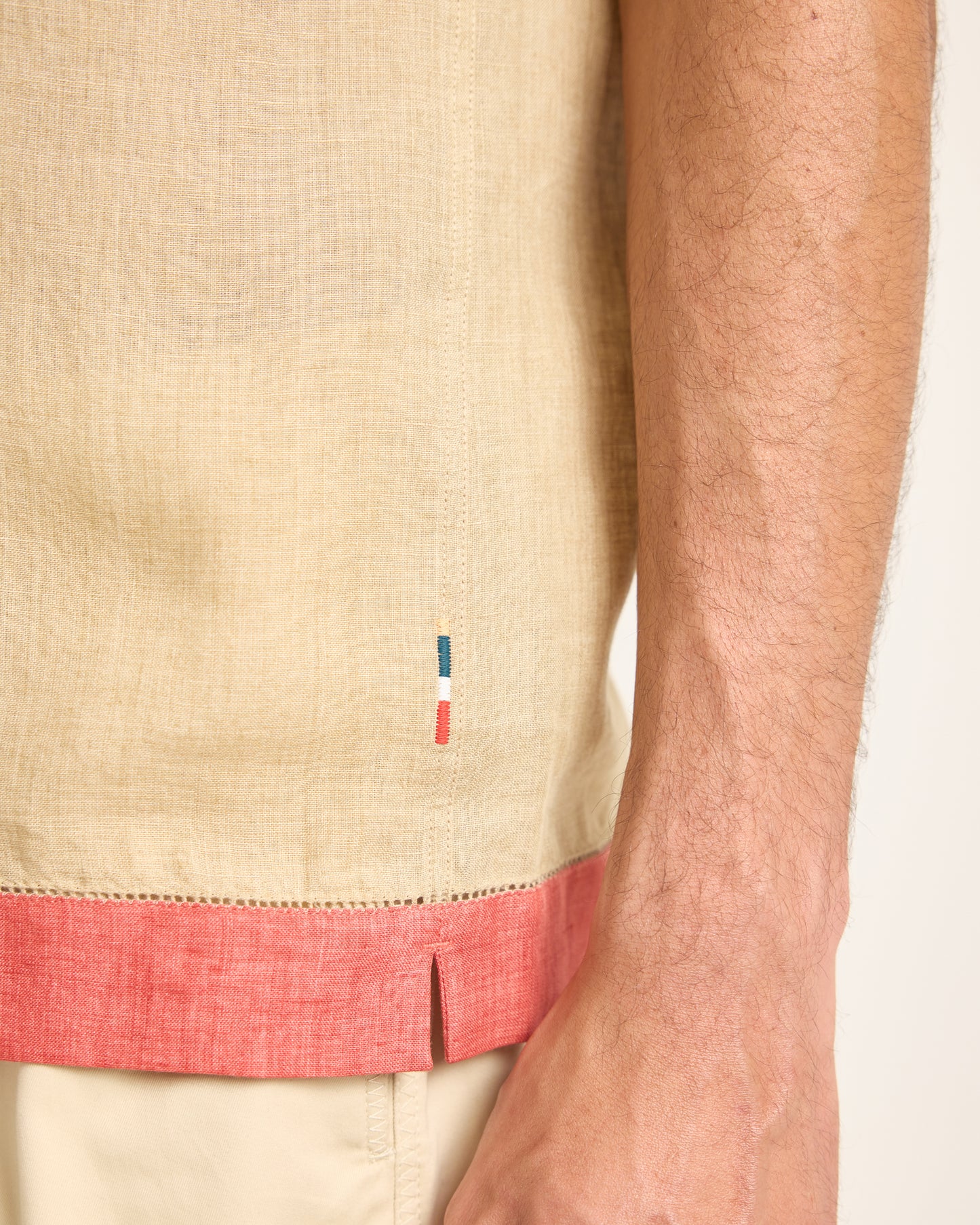 Maitan Lino - Relaxed Fit Italian Linen Capri Collar Shirt in Biscuit/Dark Ruby Detail View