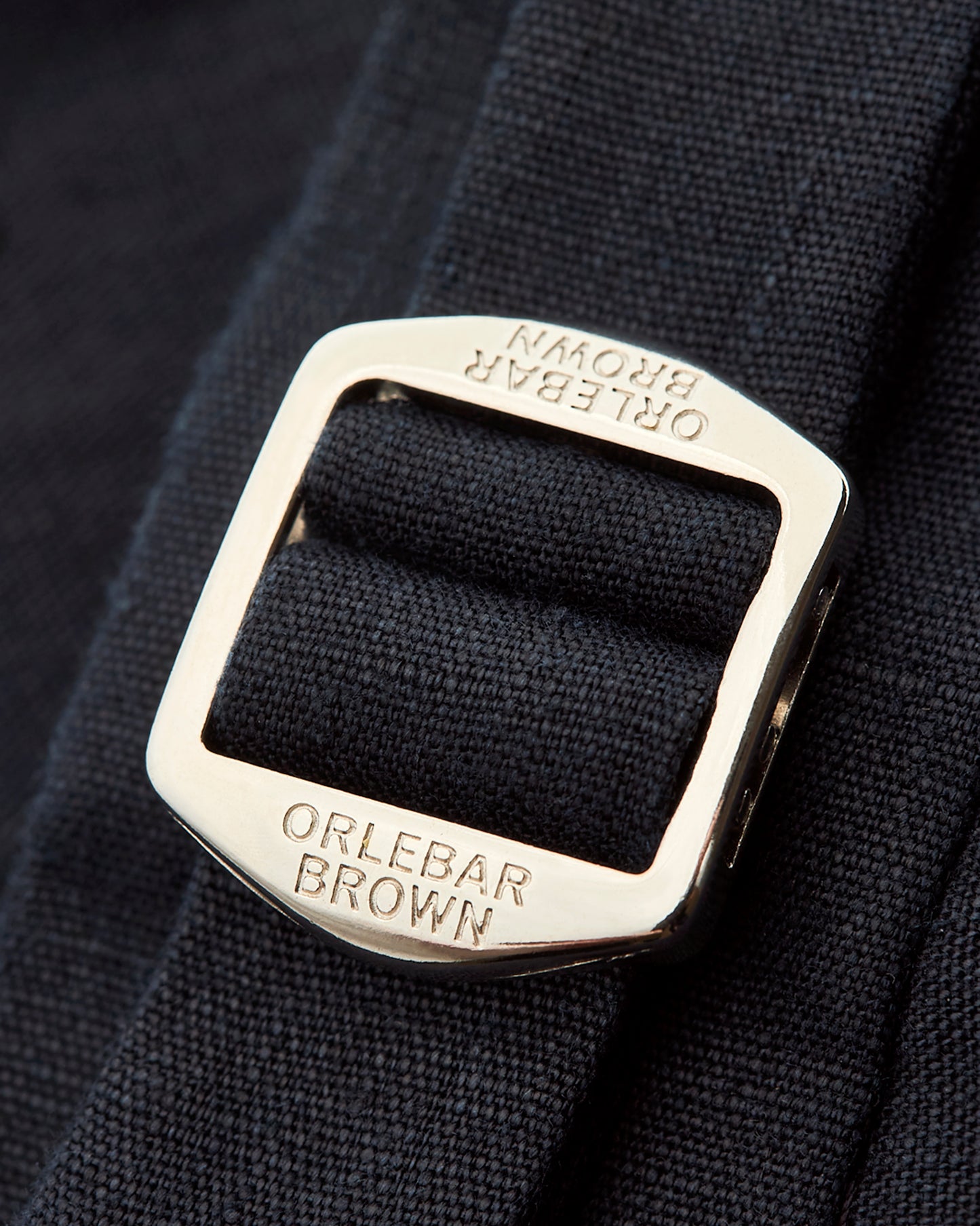 Norwich Italian Linen - Tailored Fit Shorts in Night Iris Detail