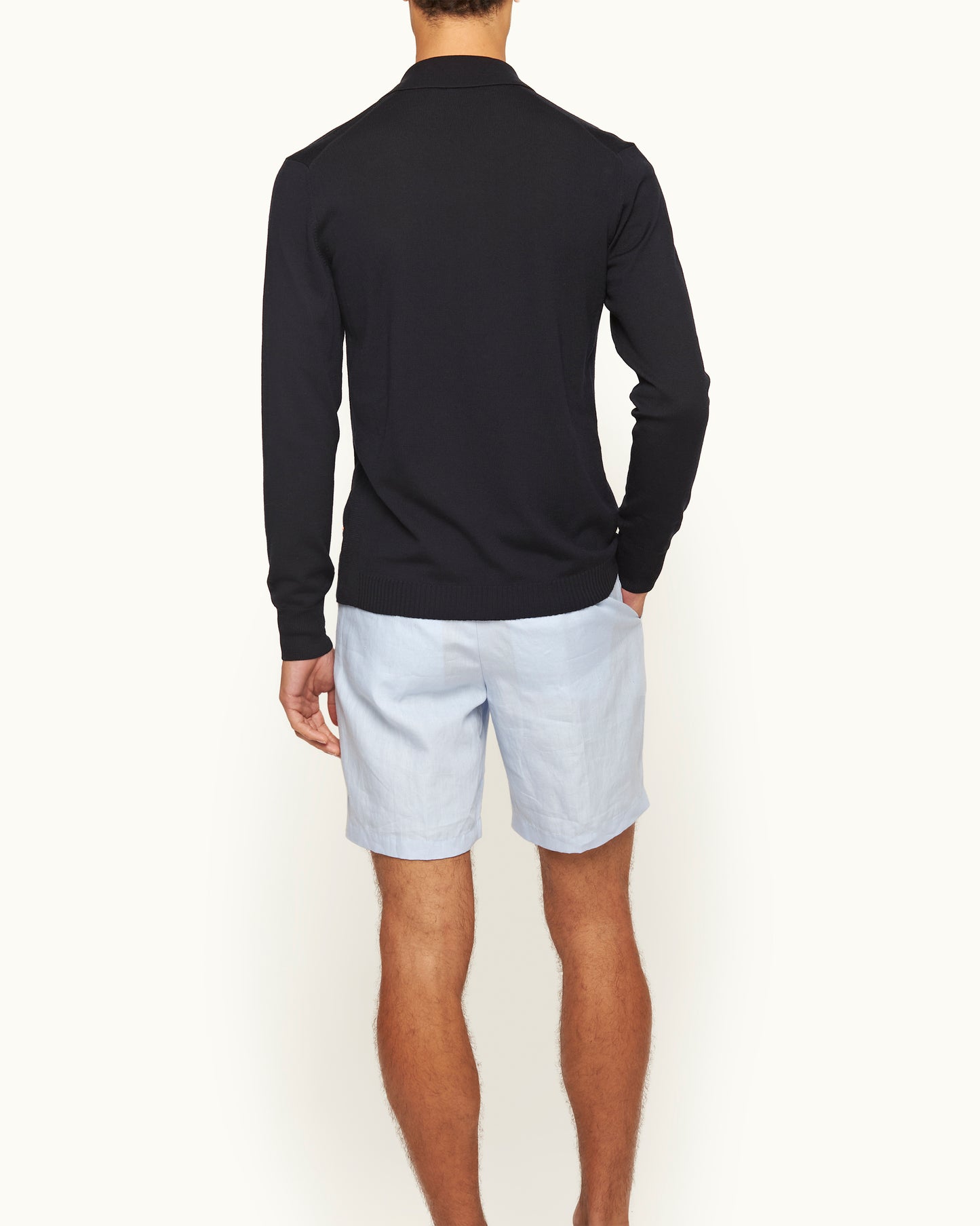 Norwich Italian Linen - Tailored Fit Smart Italian Linen Shorts in Springwater Blue Model Back