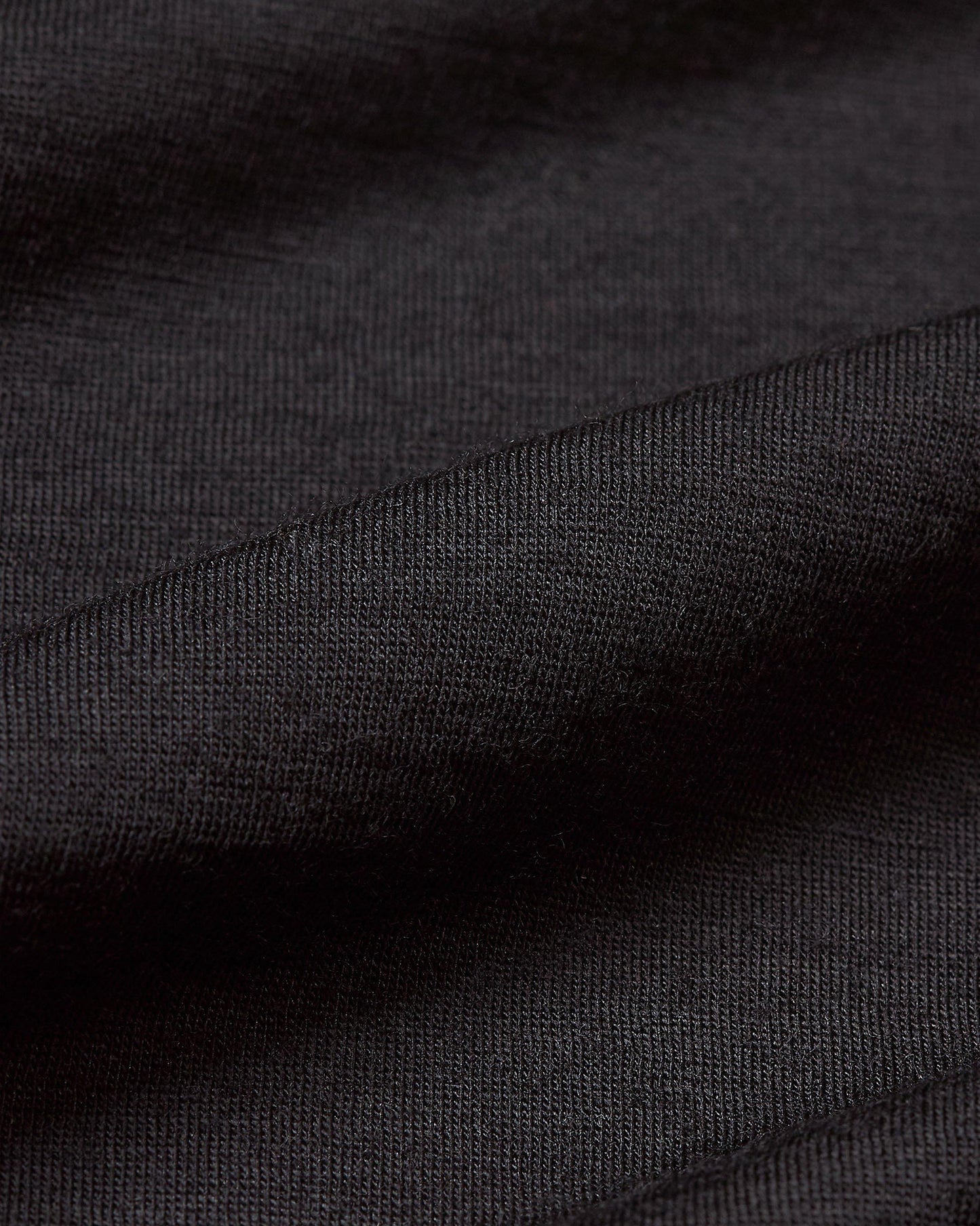 Ob-T Merino - Black Tailored Fit Crewneck Merino T-shirt Detail Ott