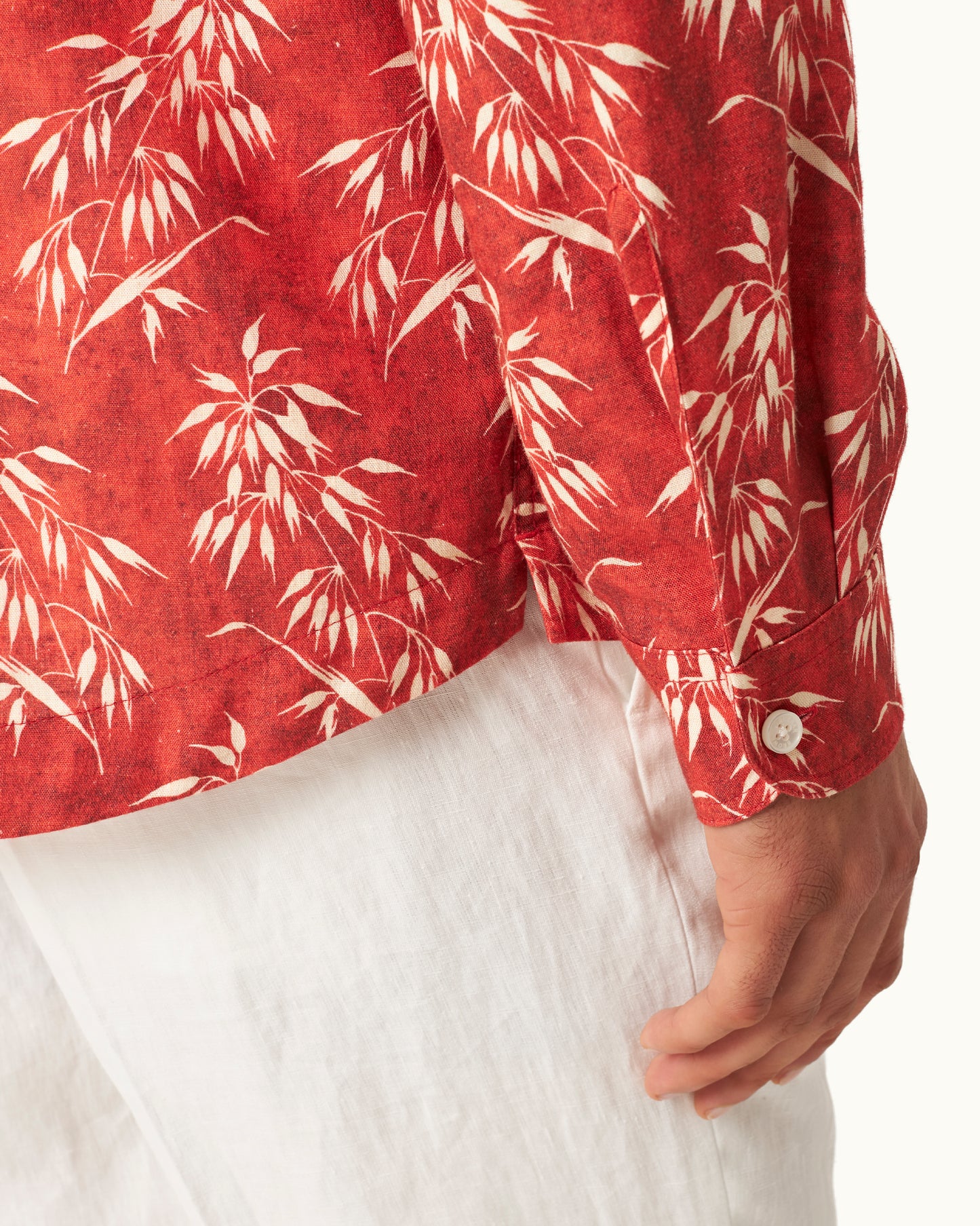 Ridley - Relaxed Fit Open Resort Placket Bamboo Print Linen Shirt in Summer Red/White Sand Detail 1