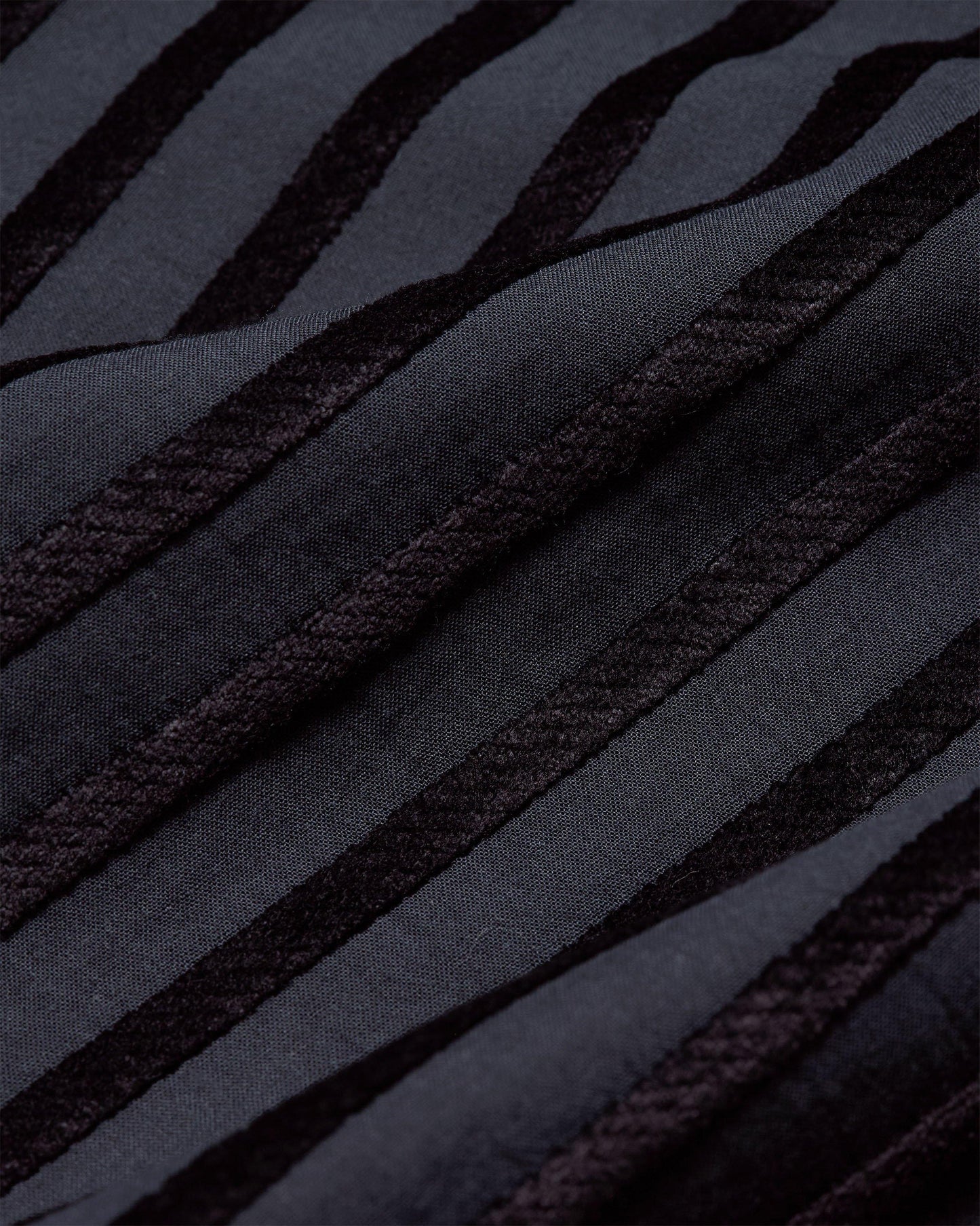 Ridley - Mens Tonal Chenille Stripe Relaxed Fit Overhead Shirt In Night Iris Blue Detail 3 View