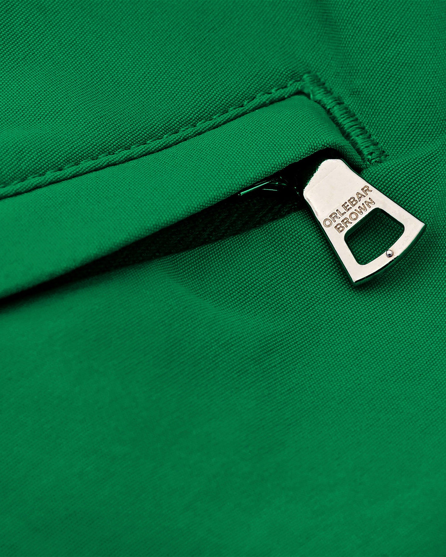 Setter - Shorter-Length Swim Short In Caddie Green Detail Zip