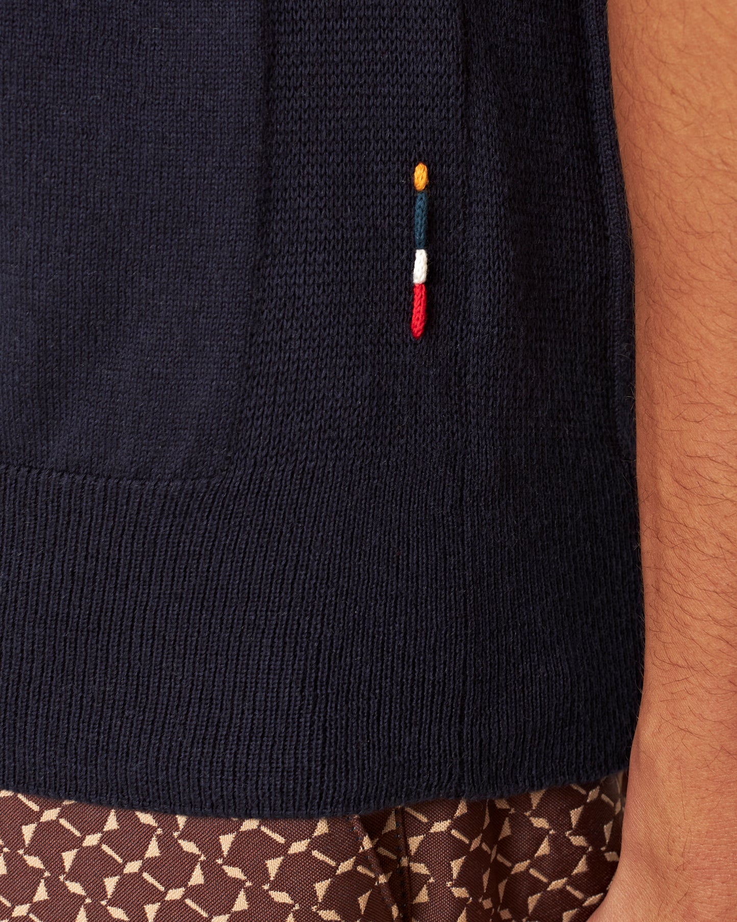 Torres - Classic Fit Fine Knit Cotton & Cashmere T-shirt in Night Iris Detail 1