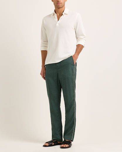 Alfred - Relaxed Fit Trouser in Tarragon Green Model Front View