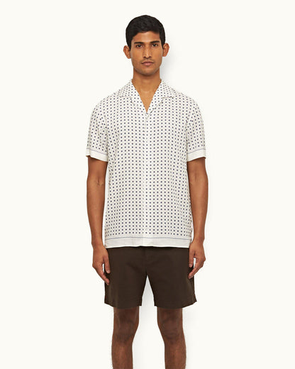 Bulldog Stretch-Cotton - Mens Truffle Mid-Length Stretch-Cotton Shorts Front Model View