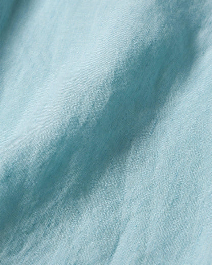 Giles - Tailored Fit Classic Collar Linen Shirt Woven In Italy in Light Sky Pool colour Detail Ott