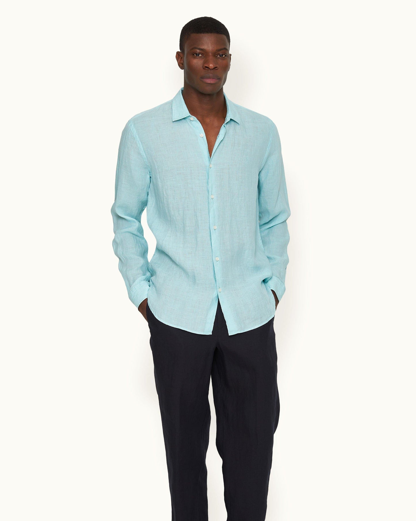 Giles - Tailored Fit Classic Collar Linen Shirt Woven In Italy in Light Sky Pool colour Model Front