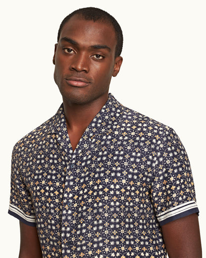 Hibbert - Mens Fiore Print Classic Fit Capri Collar Shirt In Night Iris Blue Detail View