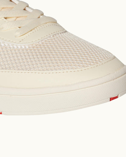 Larson - Mens White O.B Stripe Shoe You Can Swim In Detail 2 View