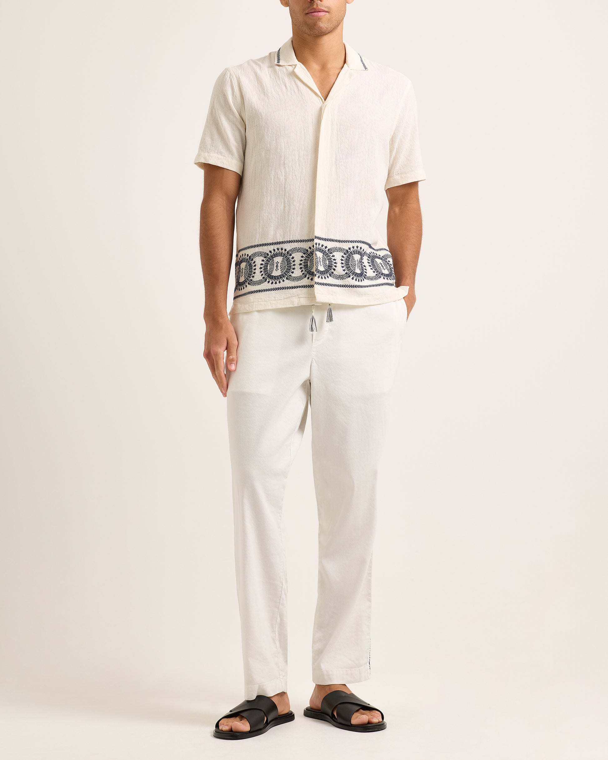 Maitan - Relaxed Fit Short Sleeve Jacquard Linen Resort Shirt In White Sand And Night Iris Model Front View