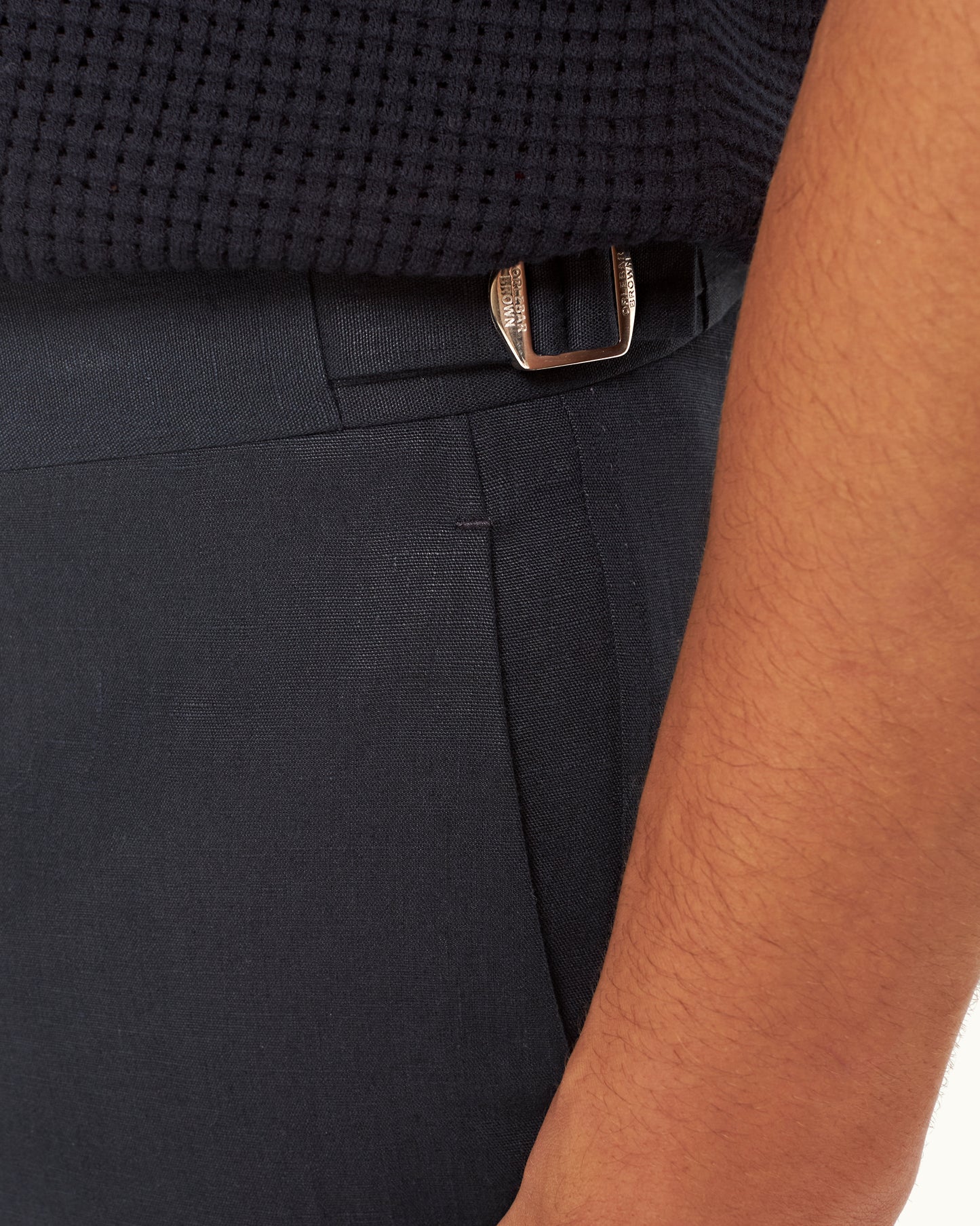 Norwich Lino - Tailored Fit Smart Italian Linen Shorts in Night Iris Detail 1 View