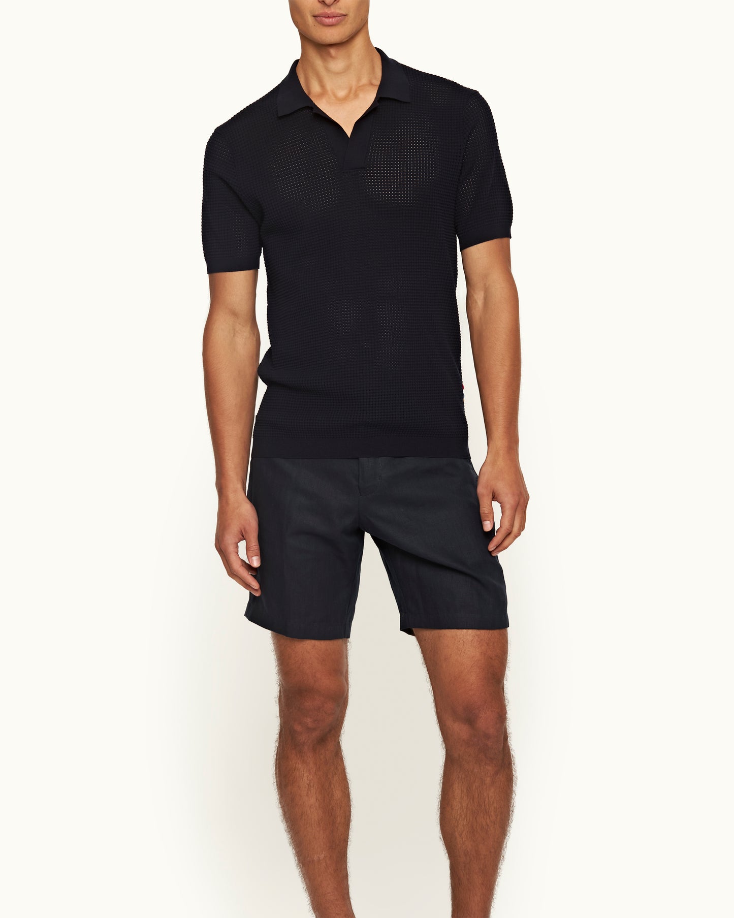 Norwich Lino - Tailored Fit Smart Italian Linen Shorts in Night Iris Model Front View
