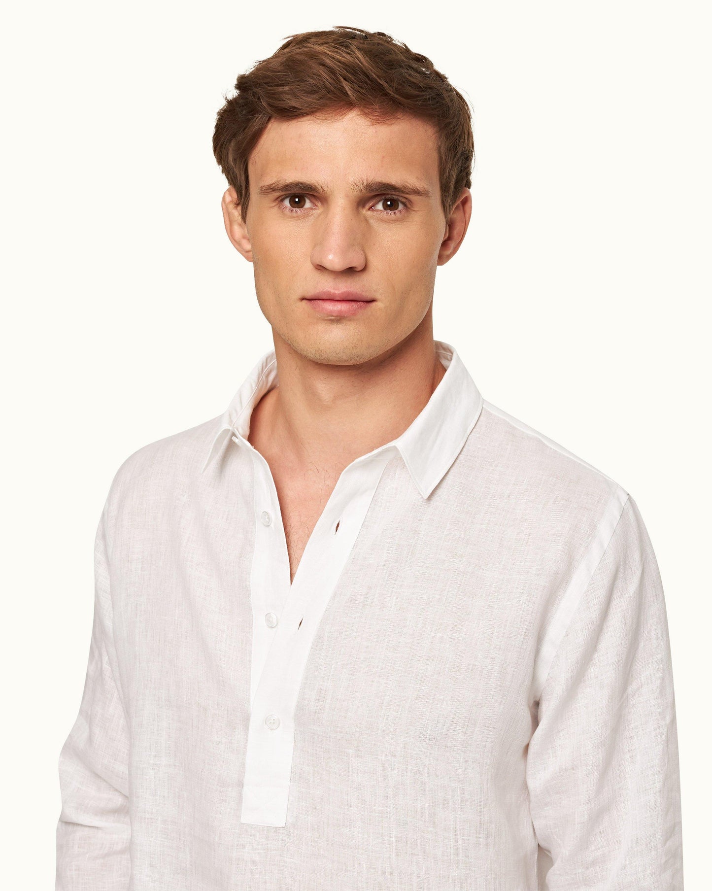 Percy - Mens White Classic Collar Overhead Linen Shirt Collar Detail View