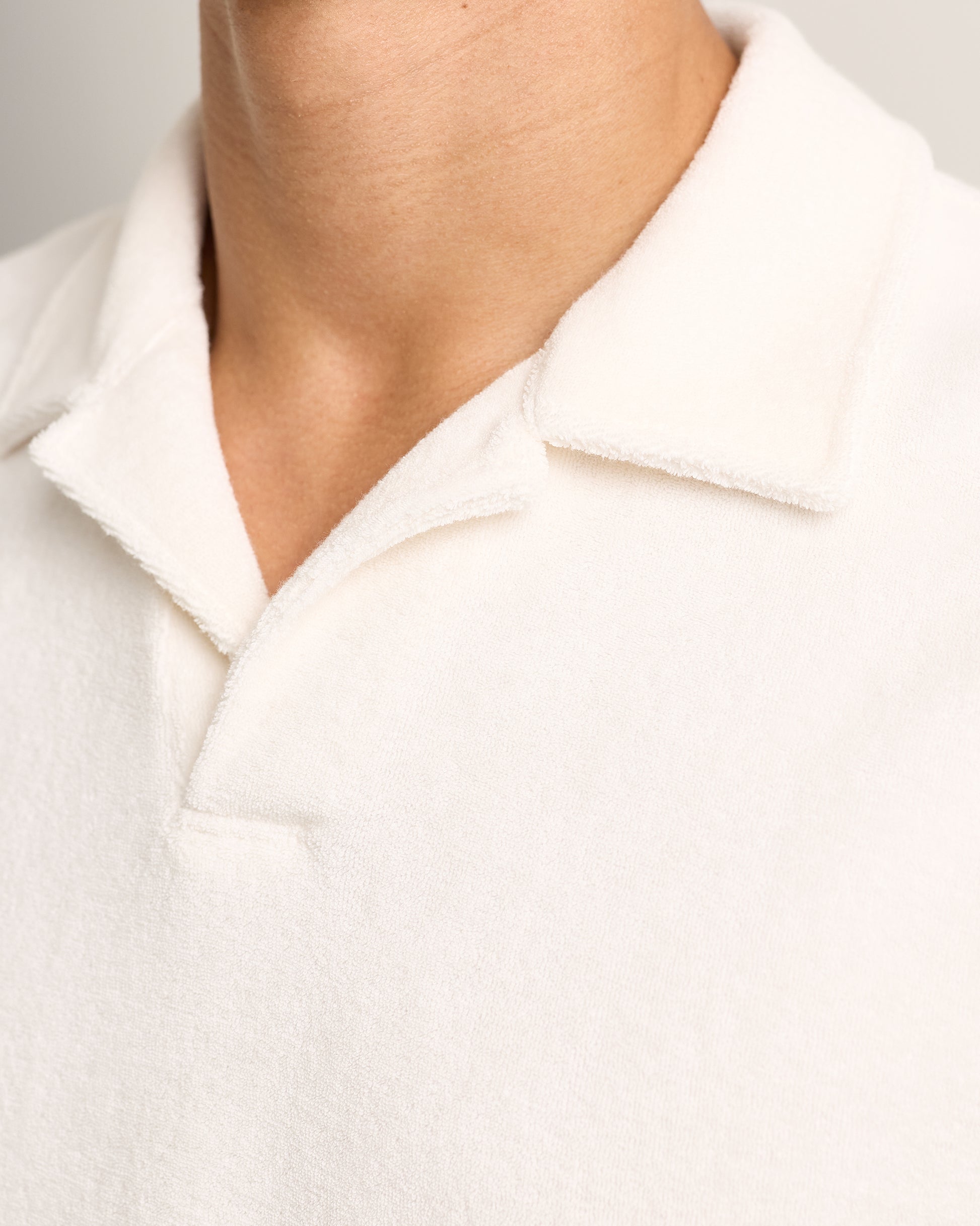 Terry Towelling - Relaxed Fit Cotton Towelling Resort Polo Shirt in Thasos Beach Detail View